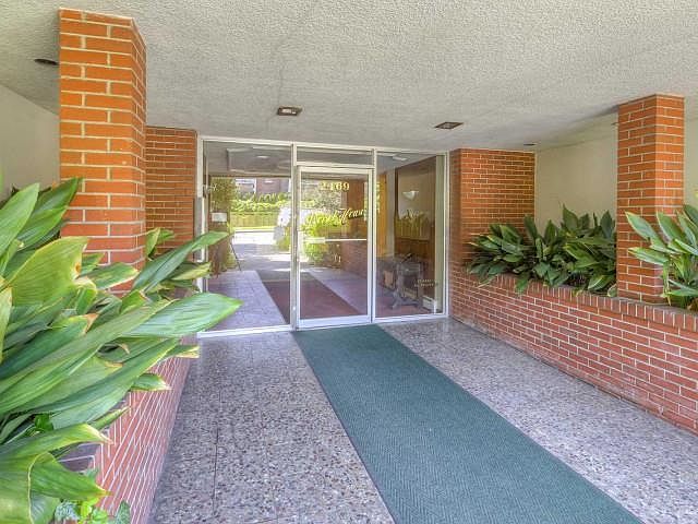 2nd image of 2469 Cornwall Ave #101