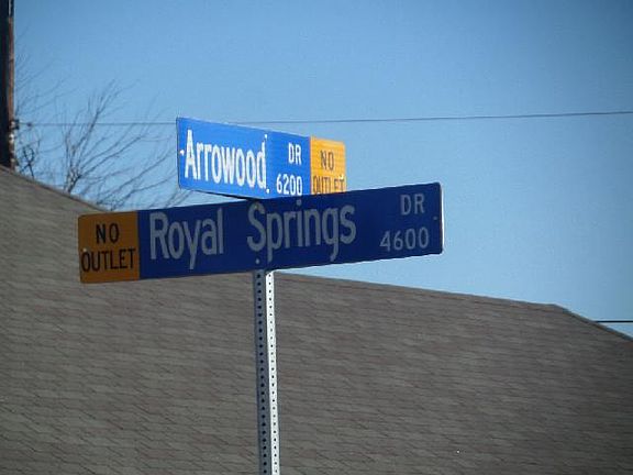5th image of 4608 Royal Springs Dr