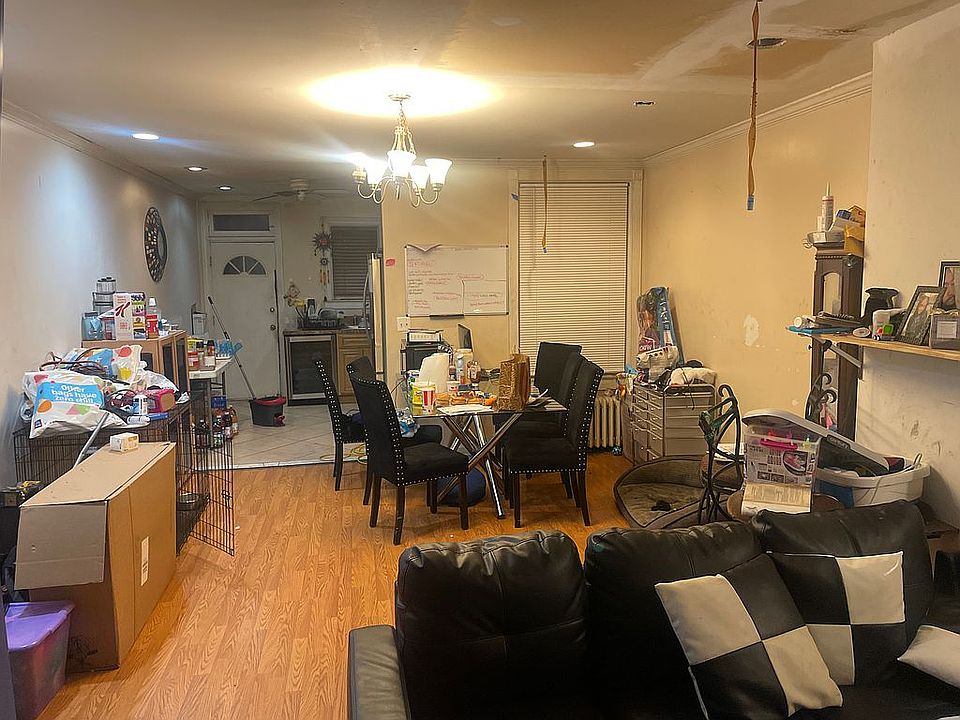 2nd image of 2555 Kirk Ave