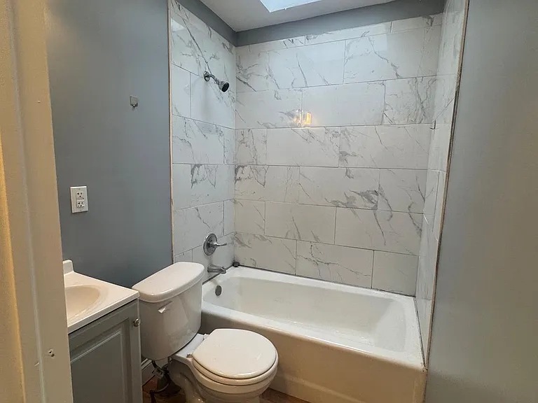 3221 Lyndale Ave — Photo 5