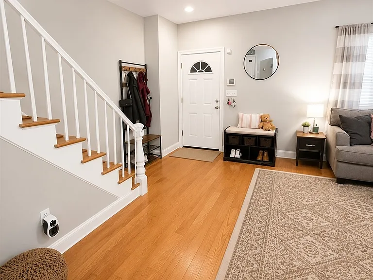 3 Sexton Ct #1 — Photo 1