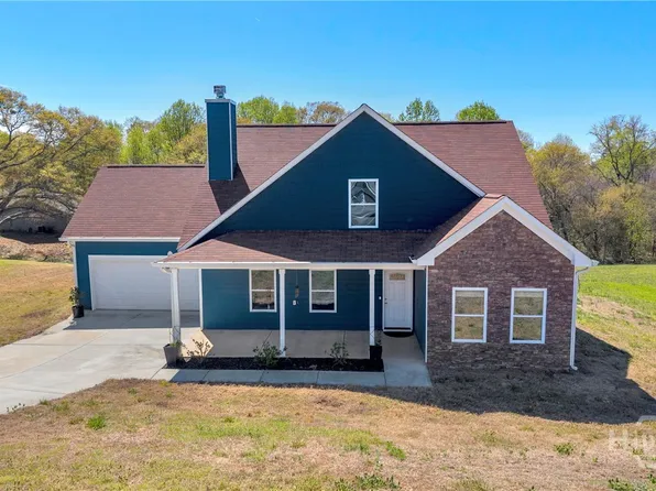 265 Cobb Drive, Royston, GA 30662