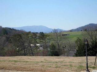 1910 Scarlett Meadows Dr, Sevierville, TN 37876
