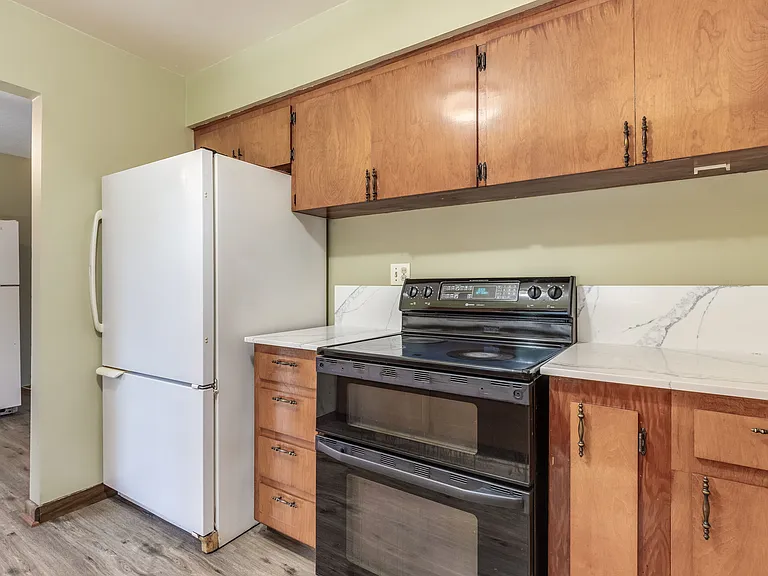 11835 NE Couch St — Photo 9