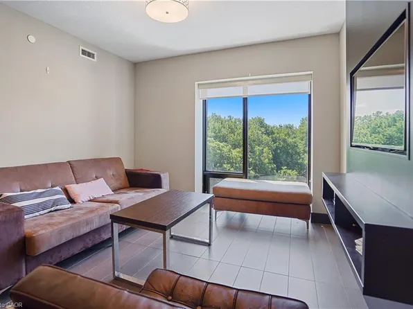 1235 Richmond St #701, London, ON N6A 0C1