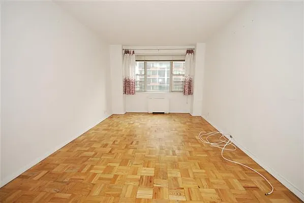 Rented by Luxury Habitat | media 15