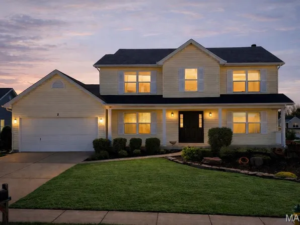 2 Poe Ct, O'Fallon, MO 63366