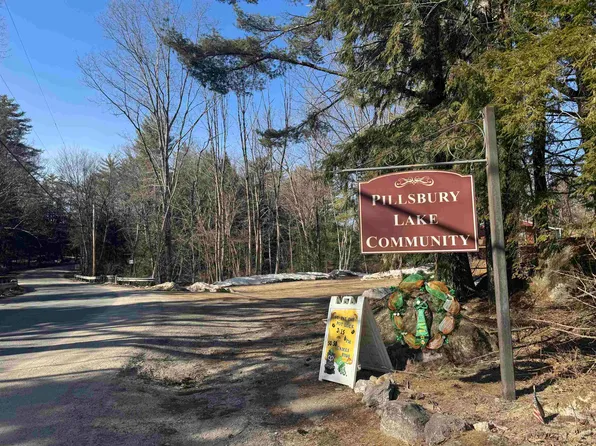 10-4-114 New Hampshire Drive, Webster, NH 03303