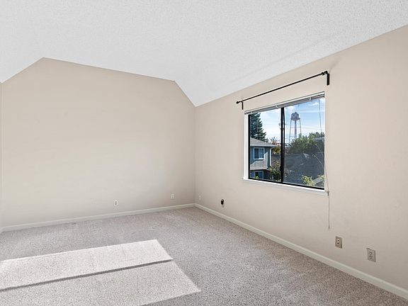 5th image of 195 N Sunnyvale Ave #A