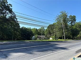 2nd image of 992 Route 512