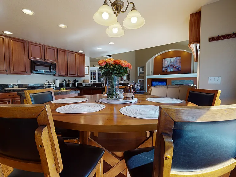 625 Coyote Willow Dr — Photo 17