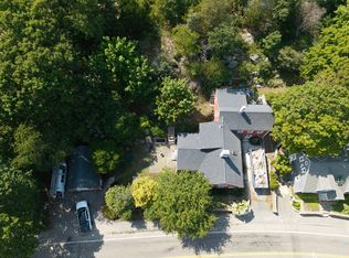 166 Hull St, Hingham, MA 02043