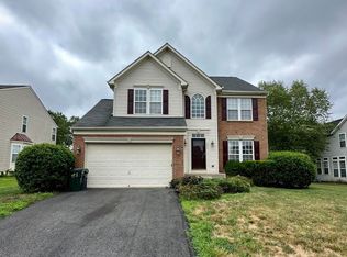 6676 Clarkes Meadow Dr, Bealeton, VA