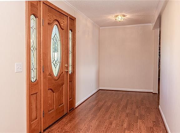 5th image of 295 Taylorsville Beach Ct