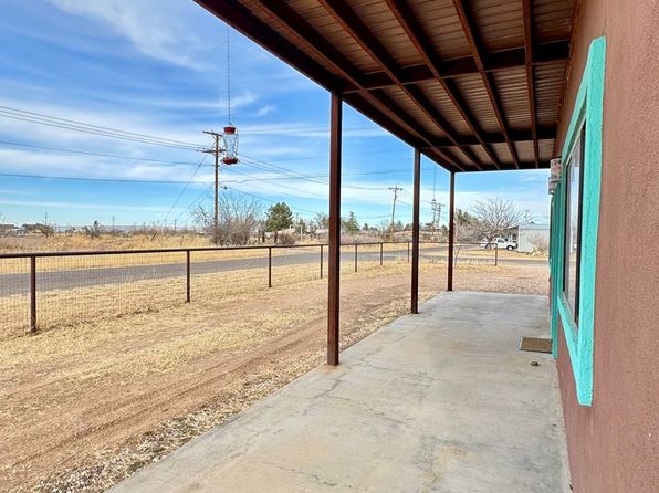 104 W Harriet St, Alpine, TX 79830