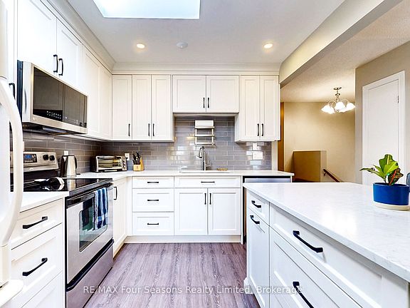 2nd image of 74 Telfer Rd