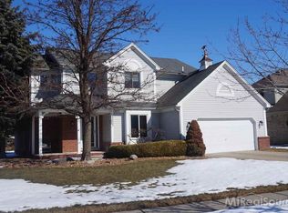 24681 Camille Dr, Harrison Township, MI 48045
