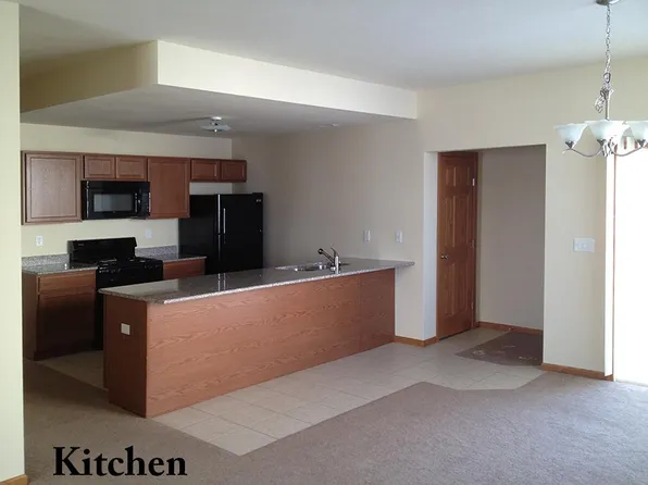 10082 Clearwing Ln #3, Roscoe, IL 61073