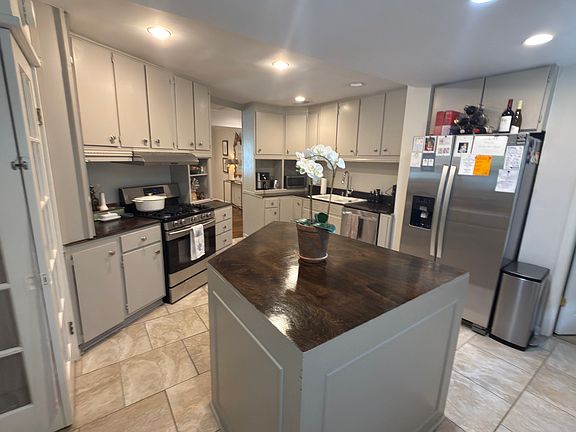 5th image of 712 Hoadley Dr