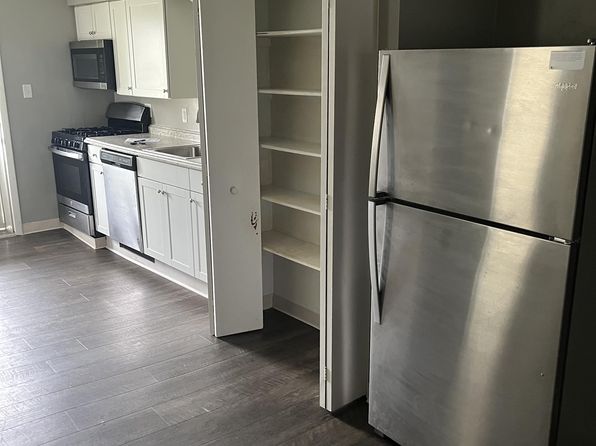 20 E 1st Ave