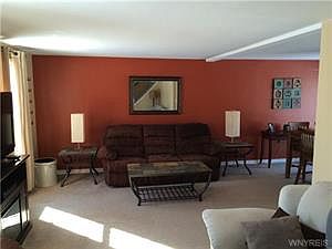 4th image of 360 Stillwell Ave