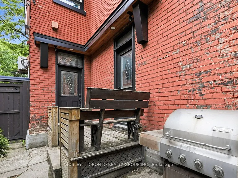 21 Lansdowne Ave #1 — Photo 28