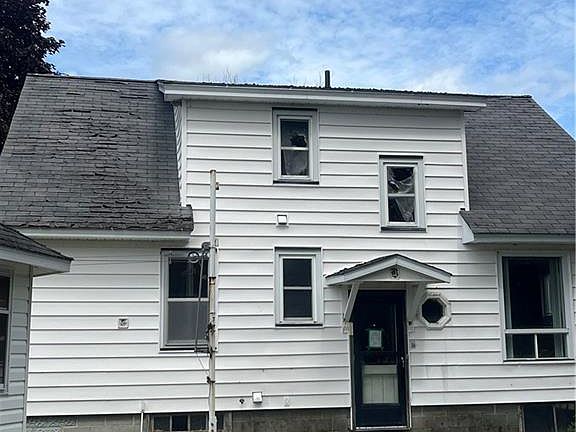 4th image of 6 Barrieau St