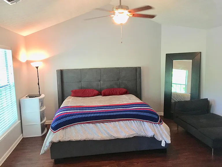 1380 Gates Cir SE — Photo 13
