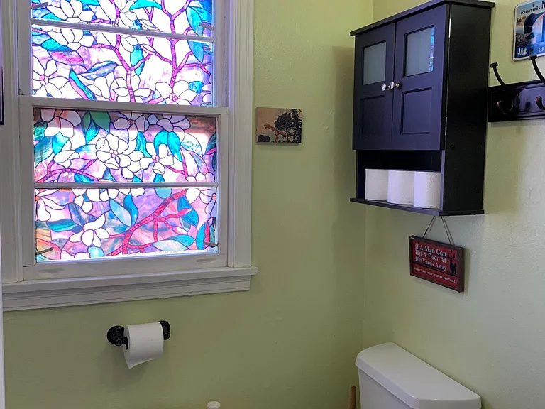 206 Main St #1 — Photo 6