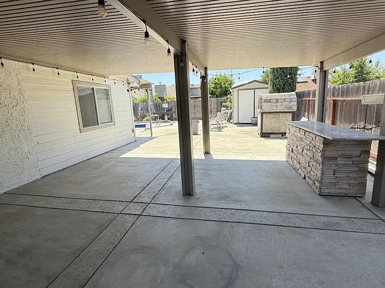 1324 Morning Dew Pl — Photo 15