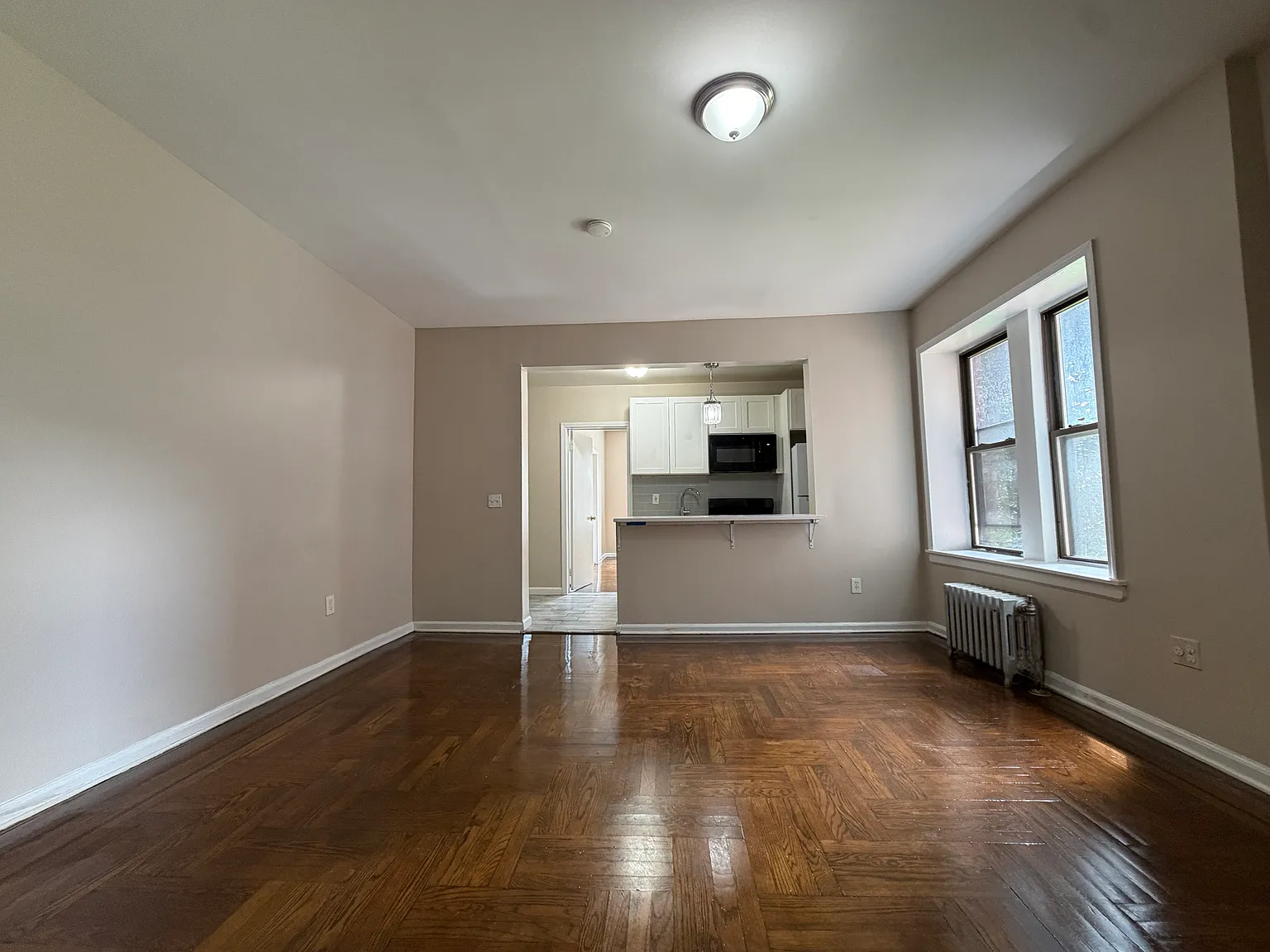 1 bed, 750 sqft, $1,700 — Photo 3