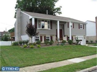 609 Governor Dr, Shillington, PA 19607