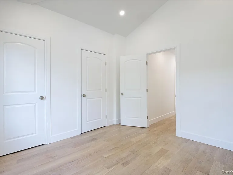 30 Kirkwood Rd #B — Photo 24