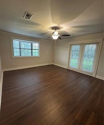 4th image of 1518 Sylvia Ave