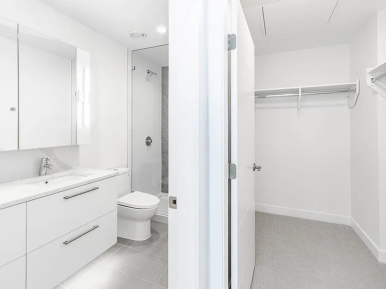 2035 Glenaire Dr #238 — Photo 9