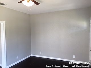 4th image of 123 W White Ave
