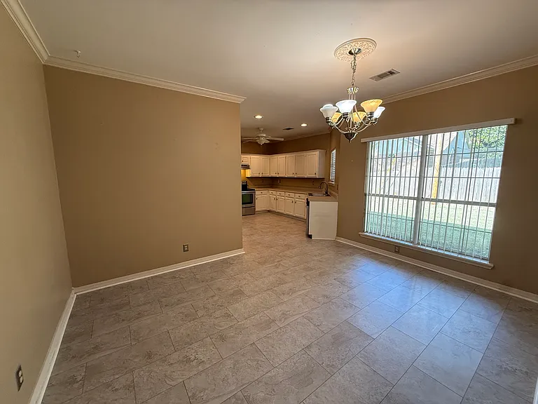 4131 Tanya Cir — Photo 3