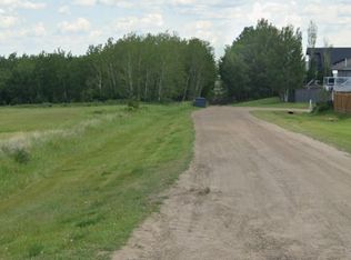 58 45th St, Tofield, AB T0B4J0