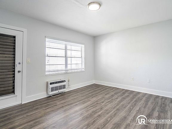 4th image of 433 NE 82nd St APT 9