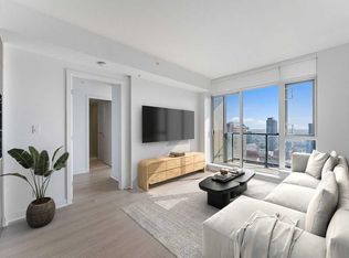 310 S 12th Ave SW #2705, Calgary, AB T2R1B5