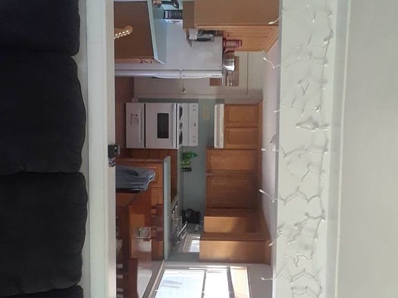 4th image of 1244 Aberdeen St NE