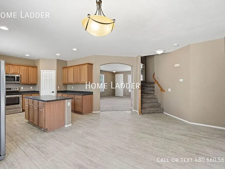 45575 W Keller Dr — Photo 8