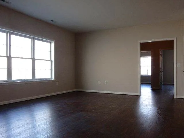 31 Water St #D — Photo 15