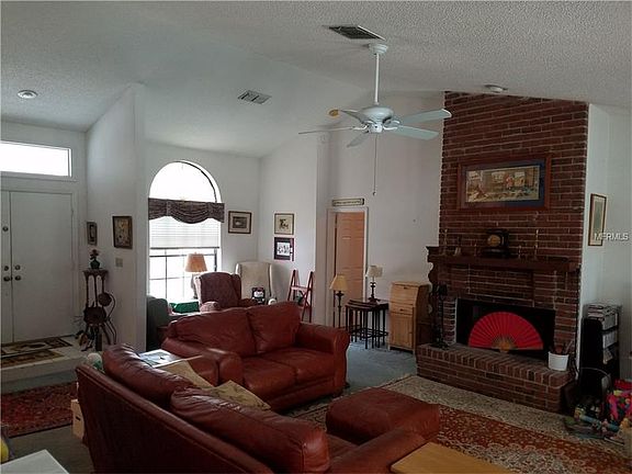 5th image of 10557 Via Del Sol