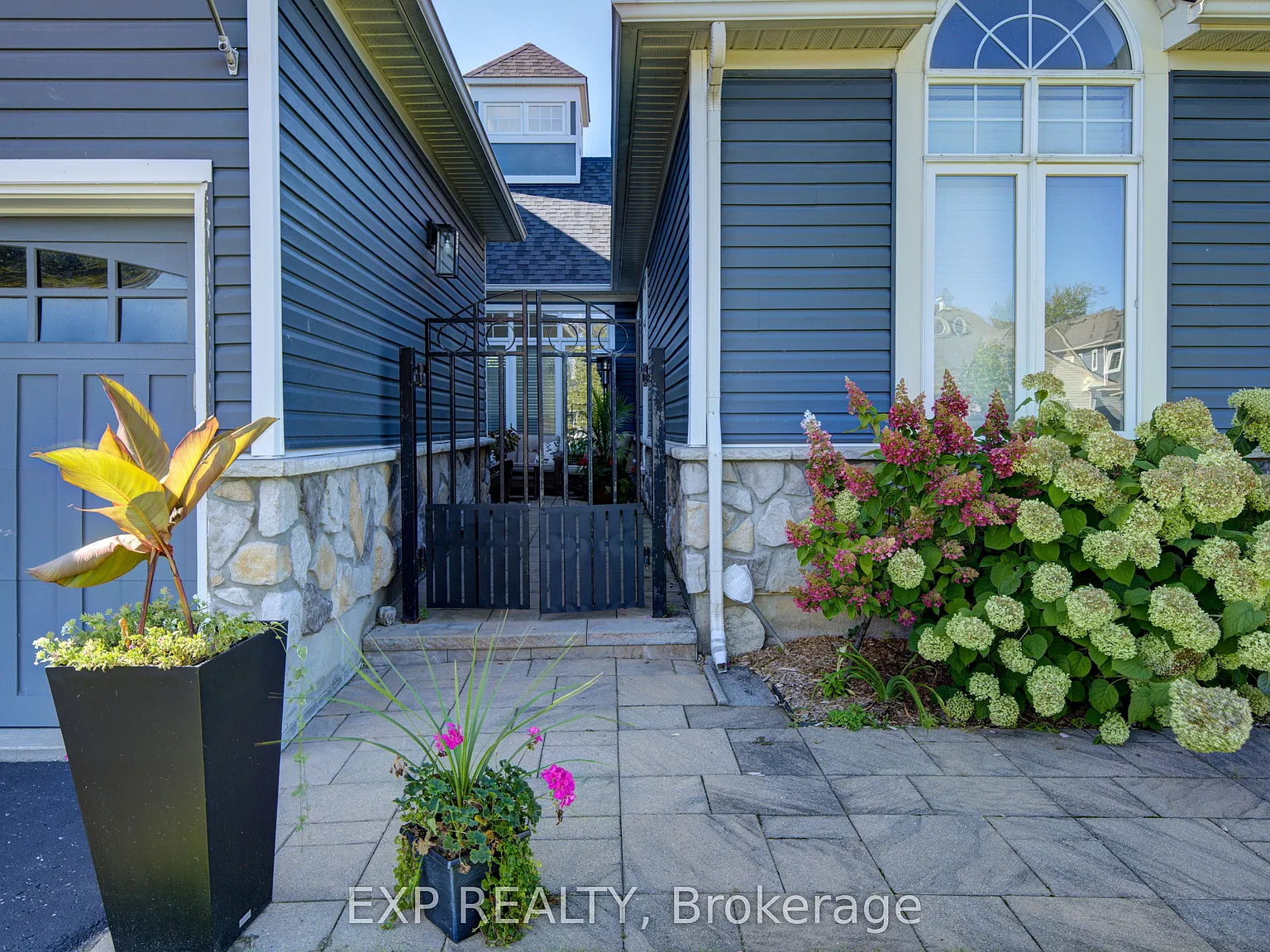 4 bed, $14,000 — Photo 2