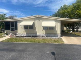 5086 Damsen Cir, New Port Richey, FL 34653