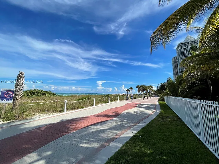 5001 Collins Ave #9E — Photo 10