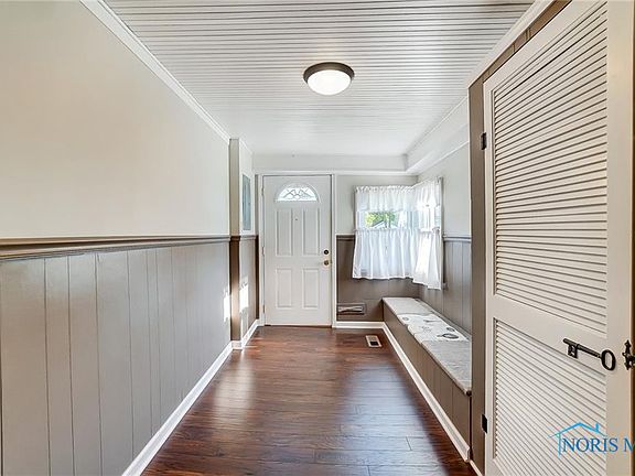 5th image of 339 Conneaut Ave