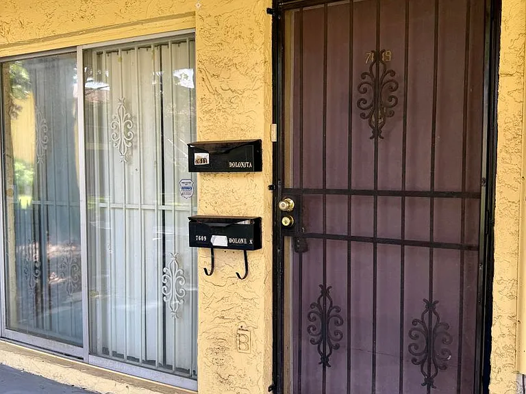 7609 Dolonita Dr — Photo 13