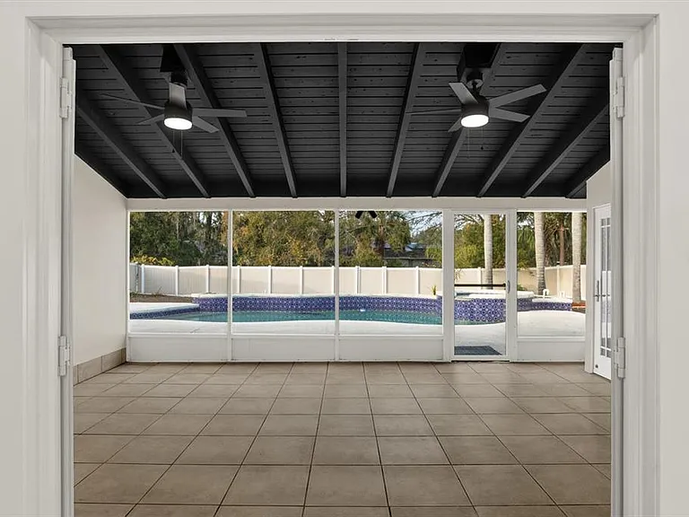 18803 Tracer Dr — Photo 24